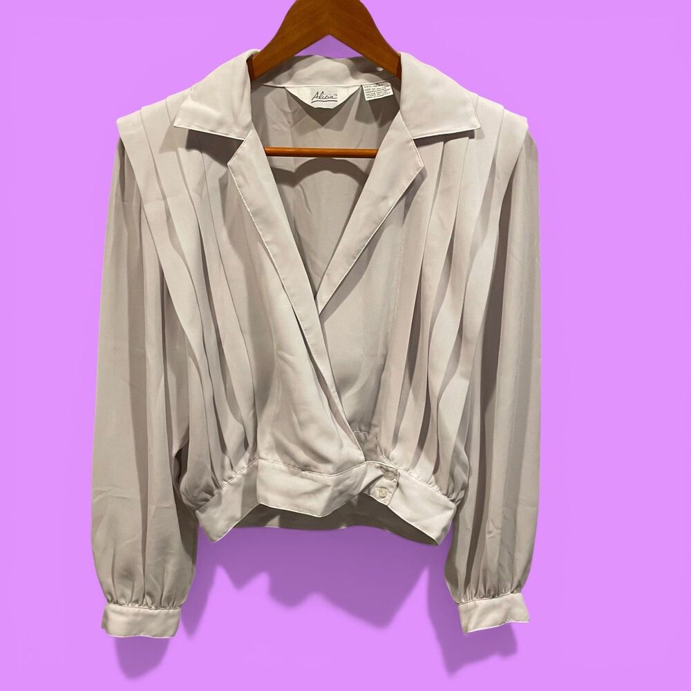 Cute vintage 80s creamy white pleated wrap blouse sexy crop deep v Alicia